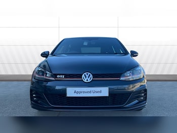 Used Volkswagen Golf 2018 for sale - 77945303: Photo