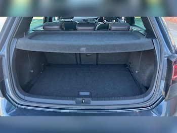 Used Volkswagen Golf 2018 for sale - 77945303: Photo