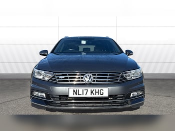 Used Volkswagen Passat 2017 for sale - 77557123: Photo
