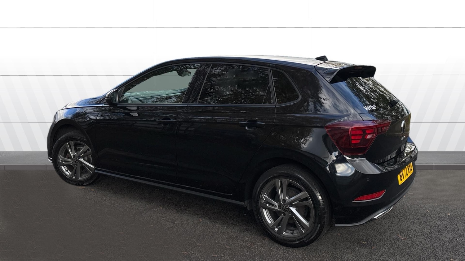 Used Volkswagen Polo 2022 for sale - 76449231: Photo 2