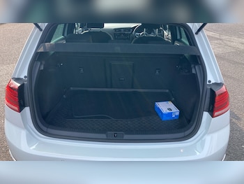 Used Volkswagen Golf 2018 for sale - 79240404: Photo