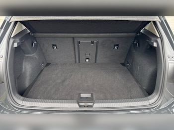 Used Volkswagen Golf 2023 for sale - 75468361: Photo