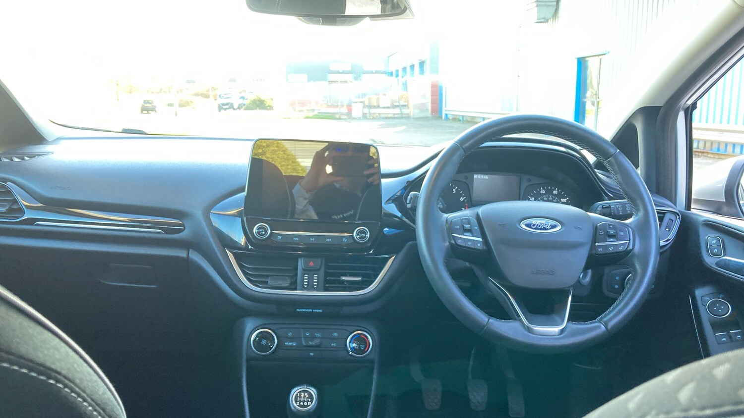 Used Ford Fiesta 2018 for sale - 77945936: Photo 10