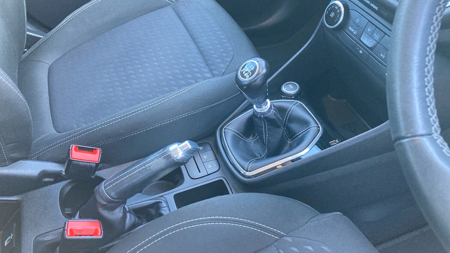 Used Ford Fiesta 2018 for sale - 77945936: Photo 13