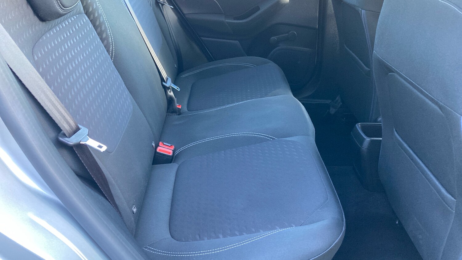 Used Ford Fiesta 2018 for sale - 77945936: Photo 16