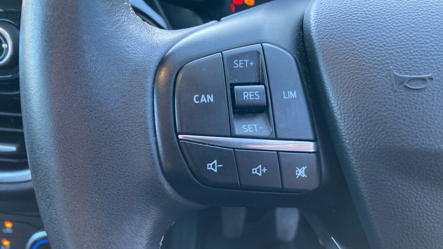 Used Ford Fiesta 2018 for sale - 77945936: Photo 32