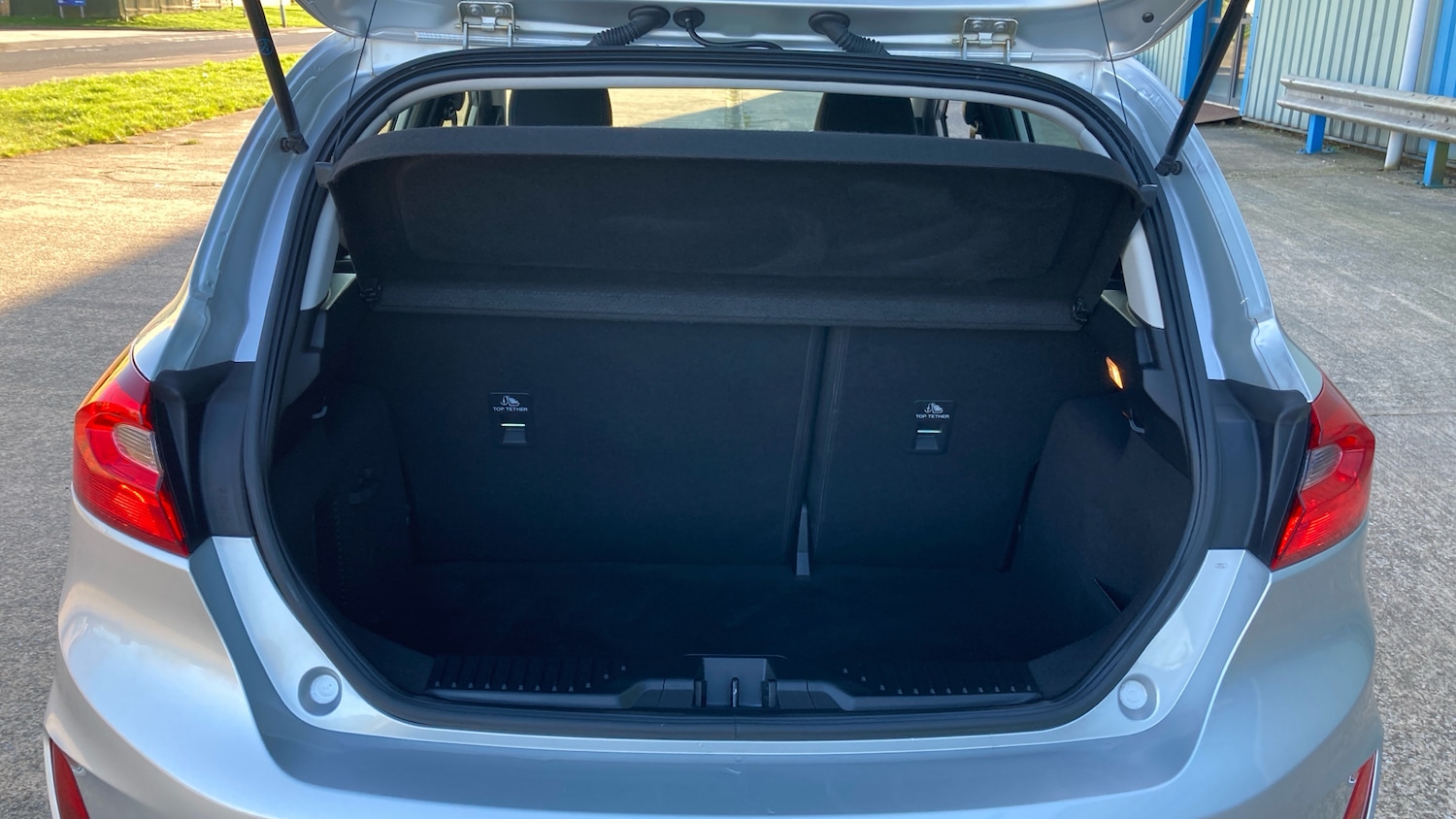 Used Ford Fiesta 2018 for sale - 77945936: Photo 4