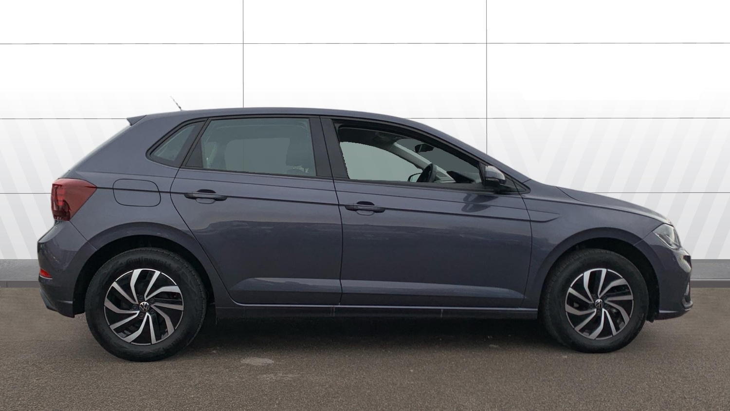 Used Volkswagen Polo 2024 for sale - 77116384: Photo 5