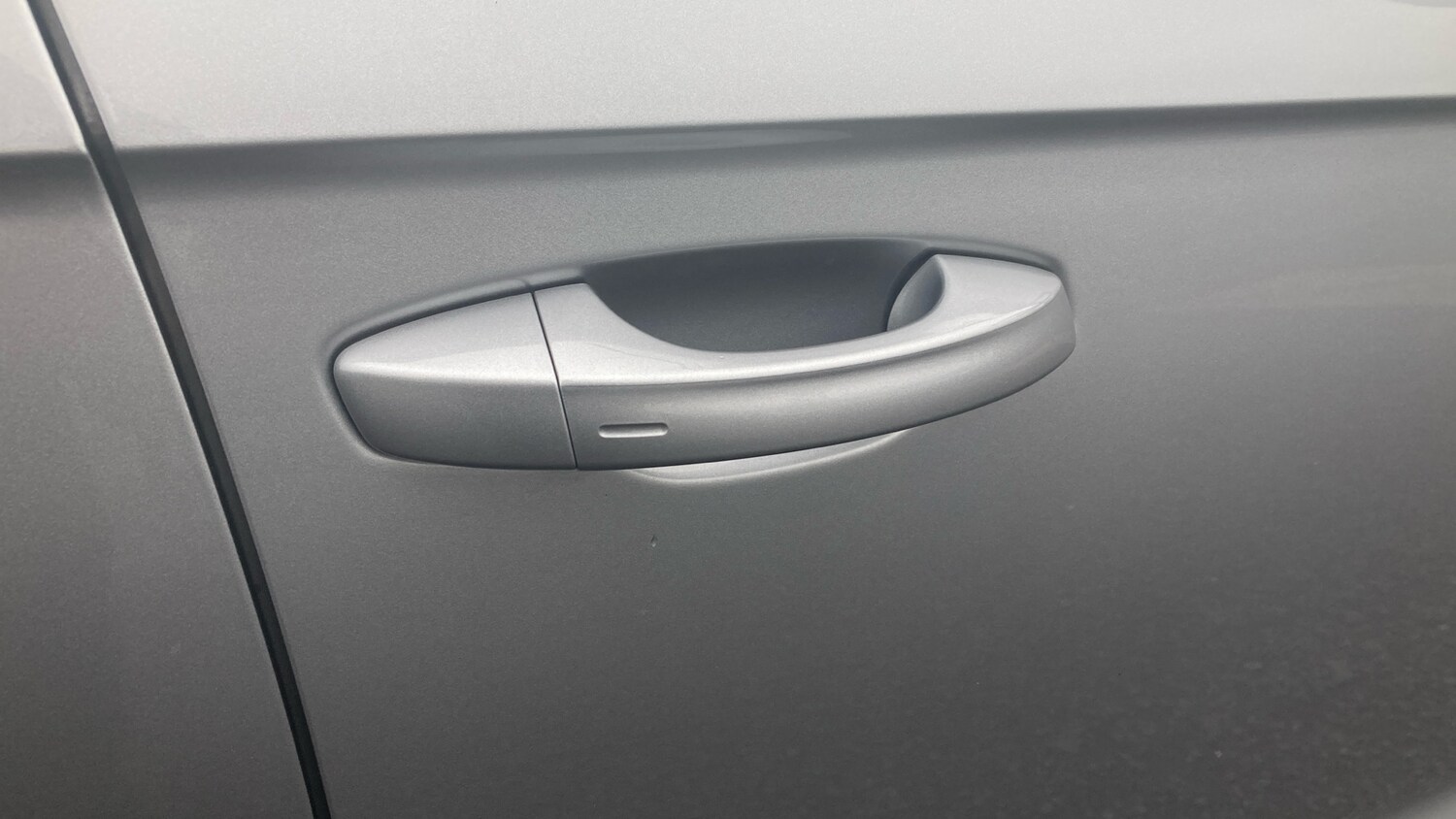 Used Volkswagen T-Roc 2023 for sale - 77336439: Photo 24