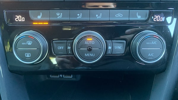 Used Volkswagen T-Roc 2019 for sale - 76181326: Photo 43