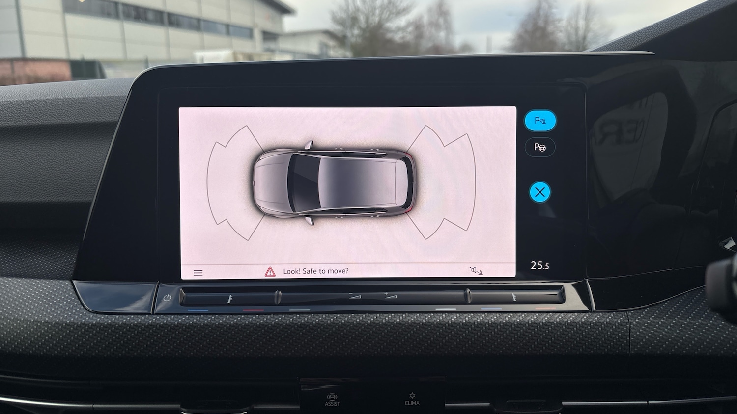 Used Volkswagen Golf 2022 for sale - 77245454: Photo 43