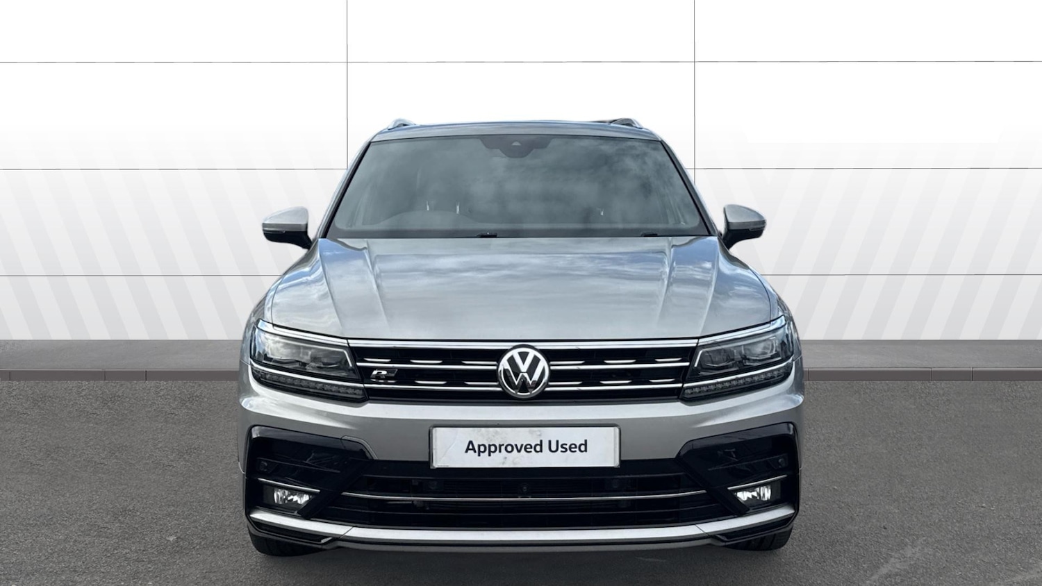 Used Volkswagen Tiguan 2019 for sale - 78027639: Photo 3