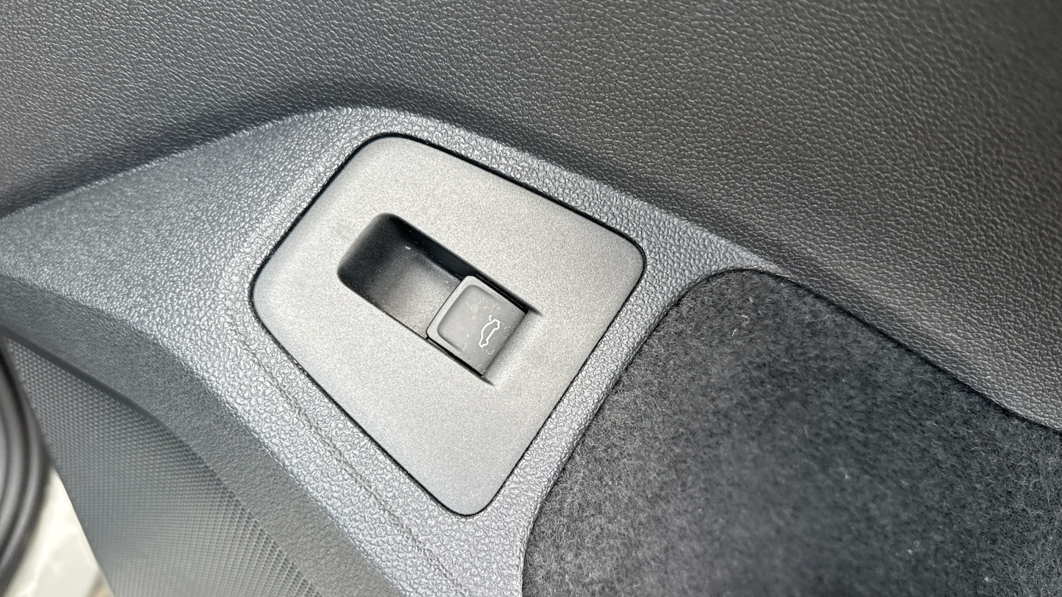 Used Volkswagen Tiguan 2019 for sale - 78027639: Photo 32