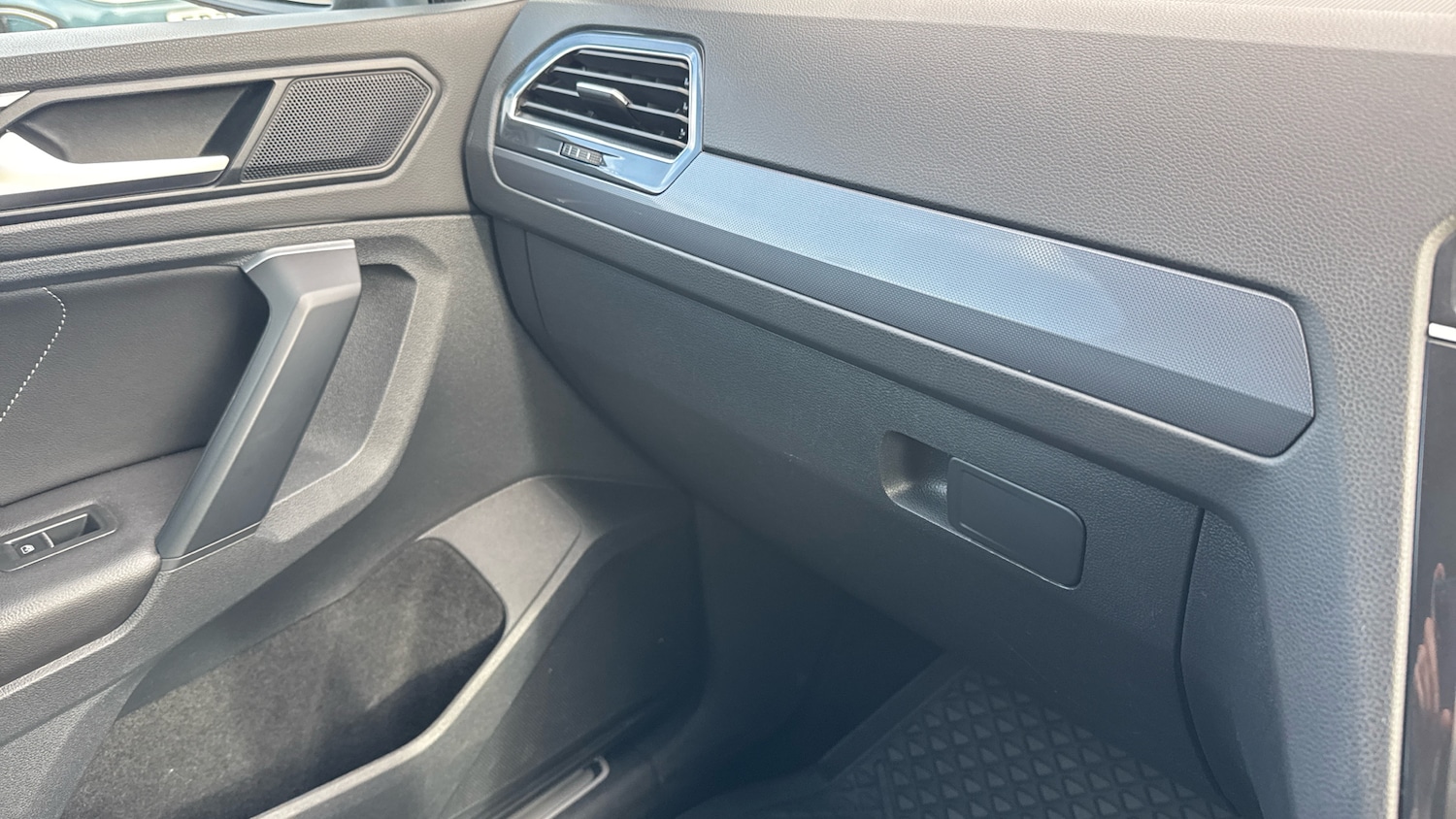 Used Volkswagen Tiguan 2019 for sale - 78027639: Photo 44