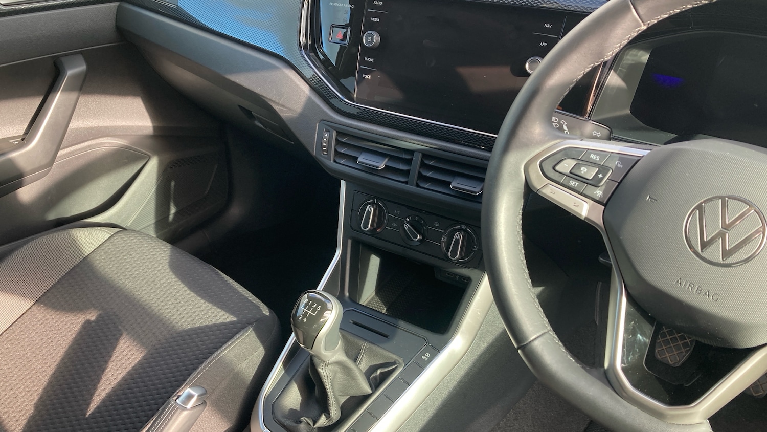 Used Volkswagen Polo 2024 for sale - 77900867: Photo 14