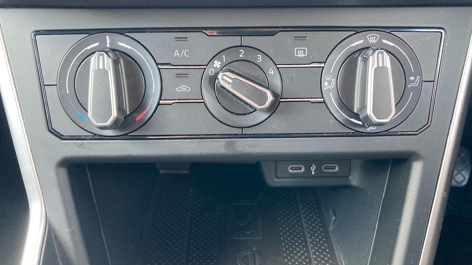 Used Volkswagen Polo 2024 for sale - 77900867: Photo 37