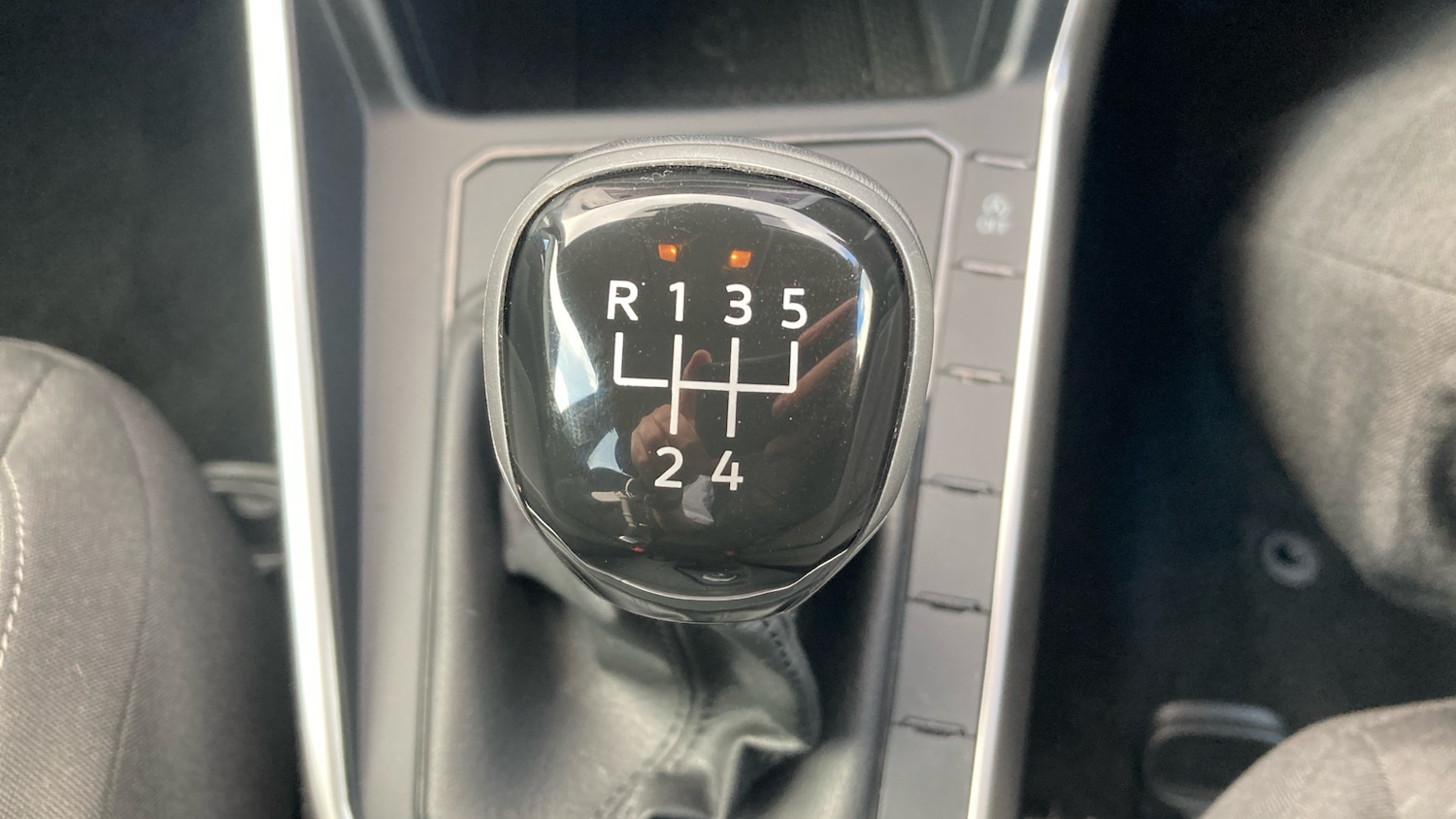 Used Volkswagen Polo 2024 for sale - 77900867: Photo 38