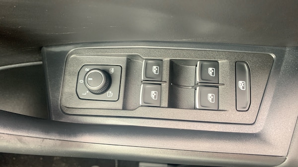 Used Volkswagen T-Roc 2025 for sale - 76063678: Photo 24