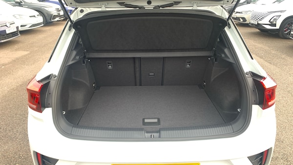 Used Volkswagen T-Roc 2025 for sale - 76063678: Photo 4