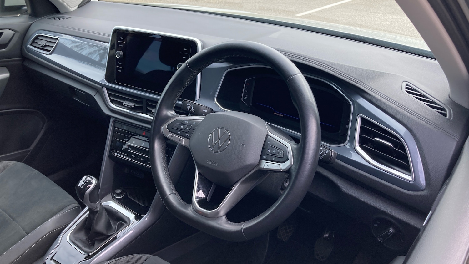 Used Volkswagen T-Roc 2022 for sale - 77760526: Photo 11