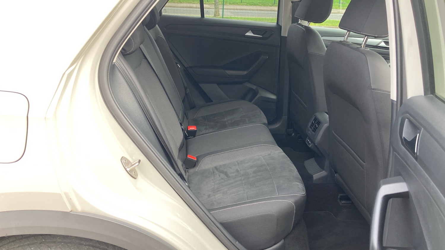 Used Volkswagen T-Roc 2022 for sale - 77760526: Photo 16