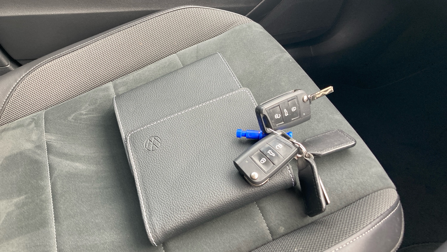 Used Volkswagen T-Roc 2022 for sale - 77760526: Photo 19