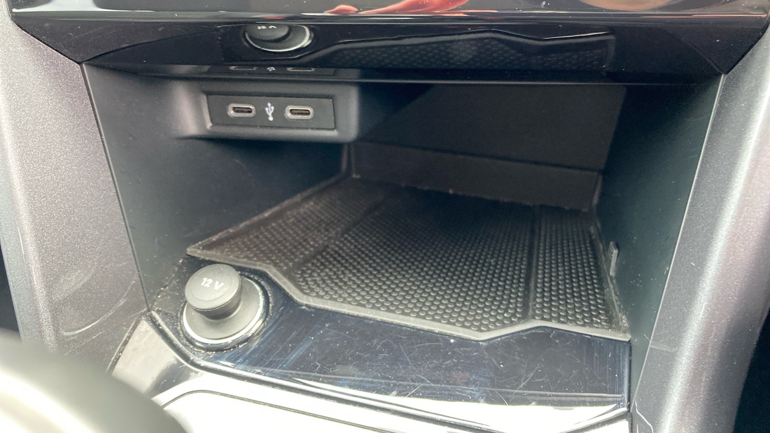 Used Volkswagen T-Roc 2022 for sale - 77760526: Photo 24