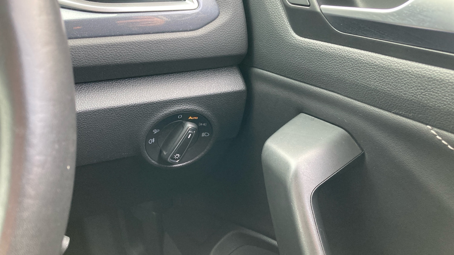 Used Volkswagen T-Roc 2022 for sale - 77760526: Photo 35