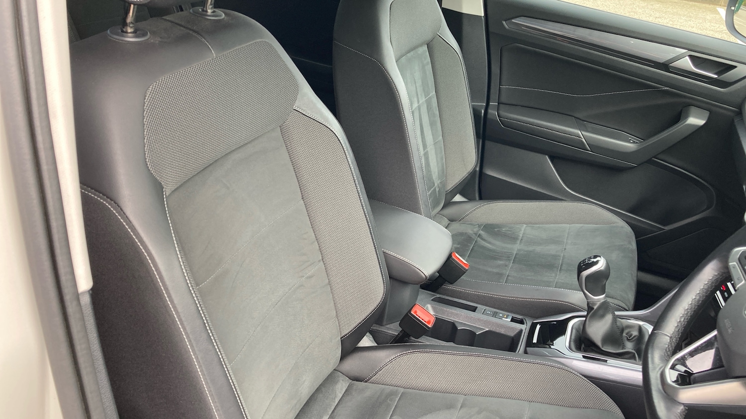 Used Volkswagen T-Roc 2022 for sale - 77760526: Photo 39