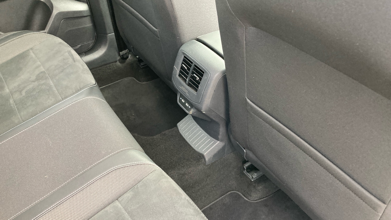 Used Volkswagen T-Roc 2022 for sale - 77760526: Photo 42