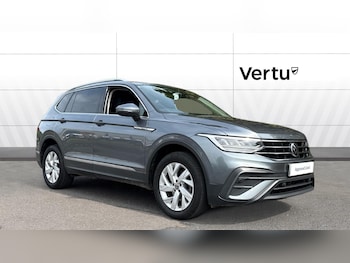 2021 (71) - 2.0 TDI Life 5dr DSG Diesel Estate