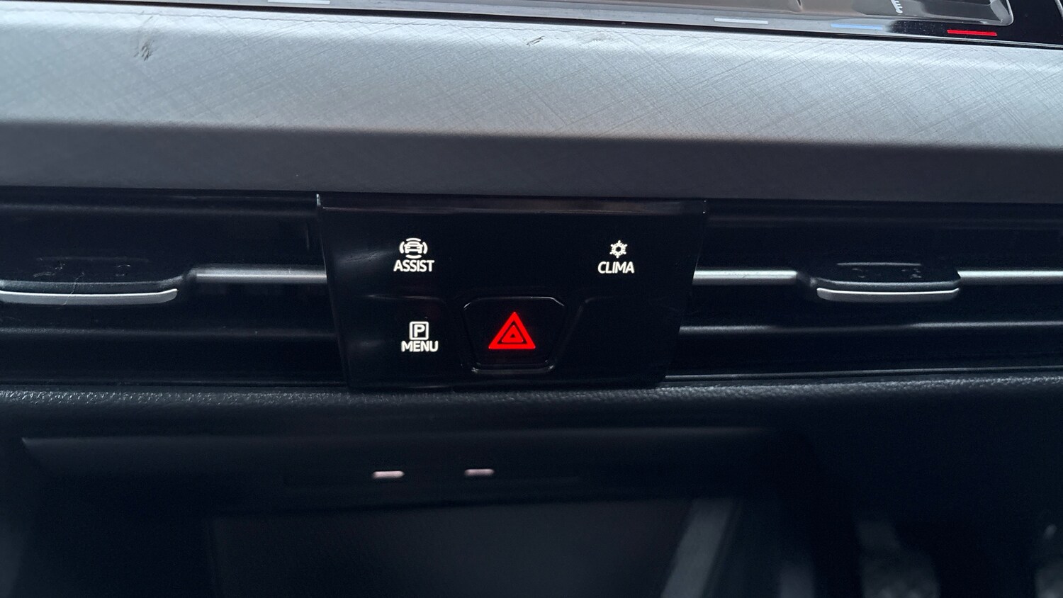 Used Volkswagen Golf 2022 for sale - 77817866: Photo 45