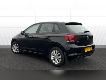 Used Volkswagen Polo 2018 for sale - 77336431: Photo