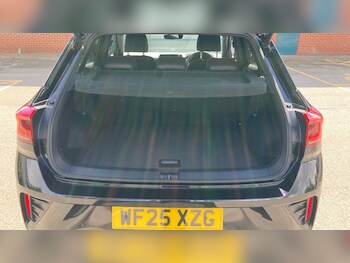 Used Volkswagen T-Roc 2025 for sale - 78864756: Photo