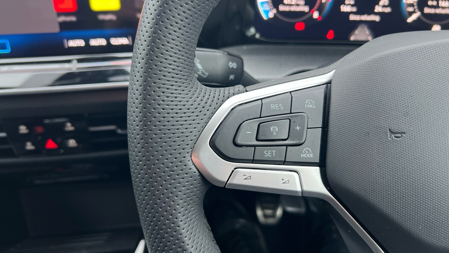 Used Volkswagen Golf 2025 for sale - 77336432: Photo 30