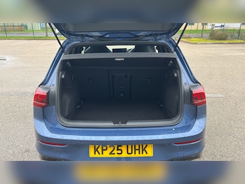 Used Volkswagen Golf 2025 for sale - 77336432: Photo