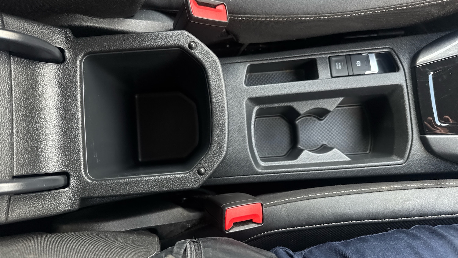 Used Volkswagen T-Roc 2023 for sale - 77665508: Photo 31