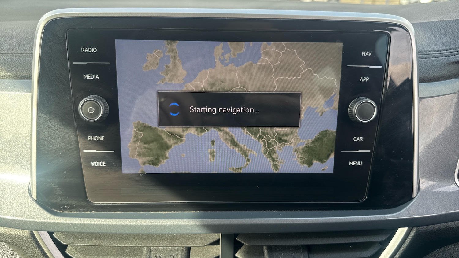 Used Volkswagen T-Roc 2023 for sale - 77665508: Photo 40