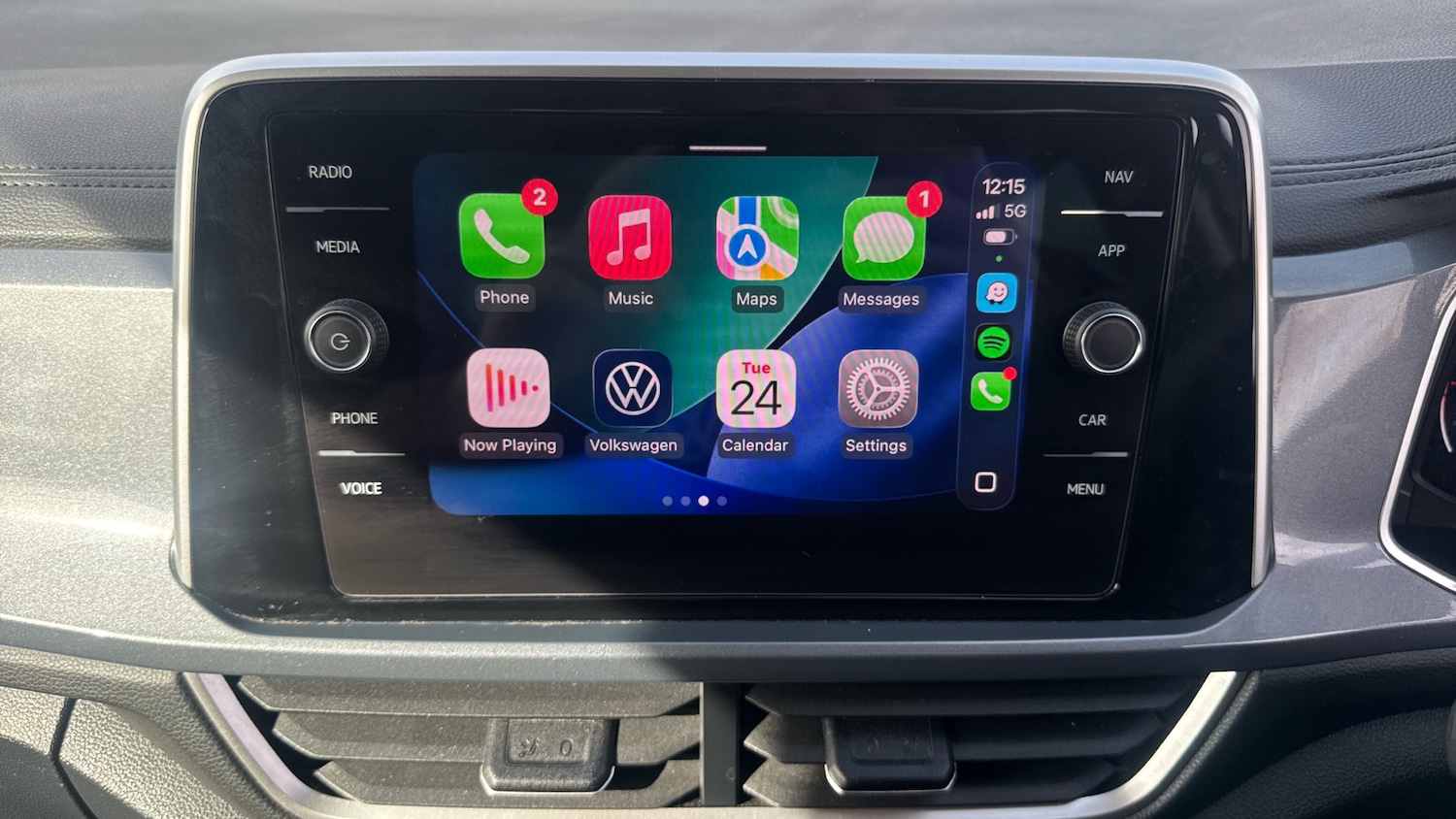 Used Volkswagen T-Roc 2023 for sale - 77665508: Photo 43