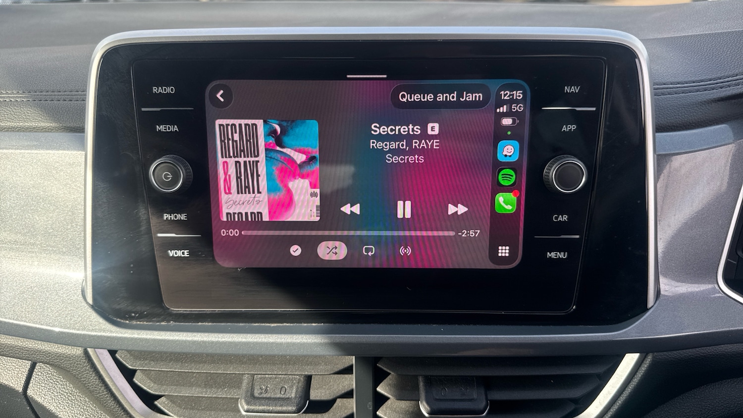 Used Volkswagen T-Roc 2023 for sale - 77665508: Photo 45