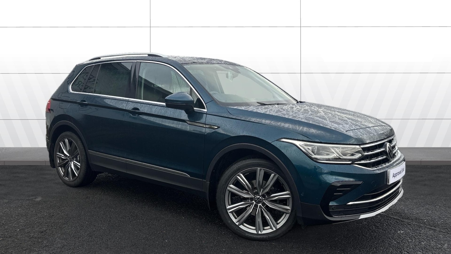 Used Volkswagen Tiguan 2021 for sale - 76693257: Photo 1