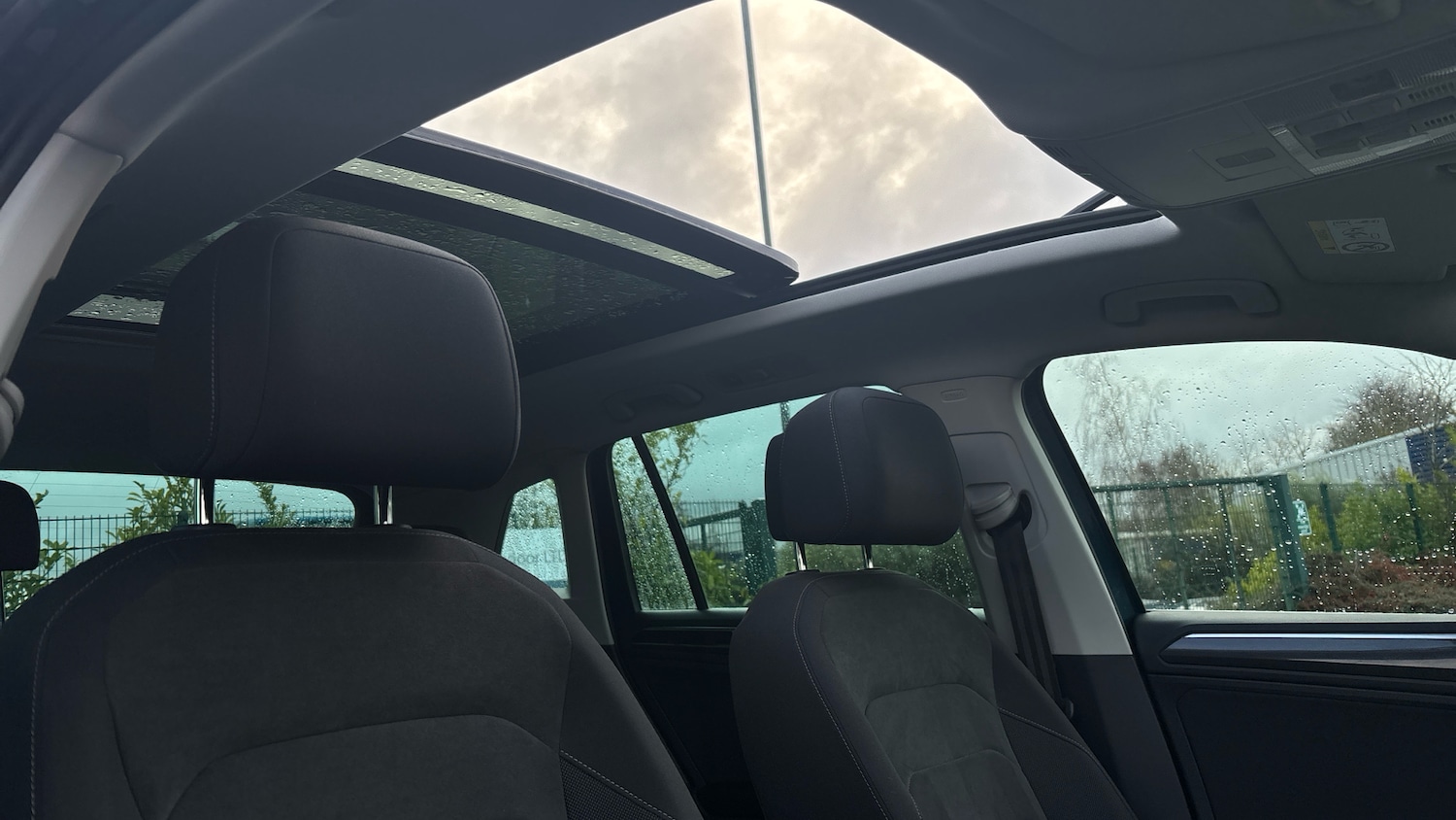 Used Volkswagen Tiguan 2021 for sale - 76693257: Photo 61