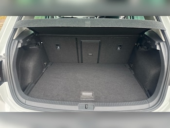 Used Volkswagen Golf 2019 for sale - 76230810: Photo 4
