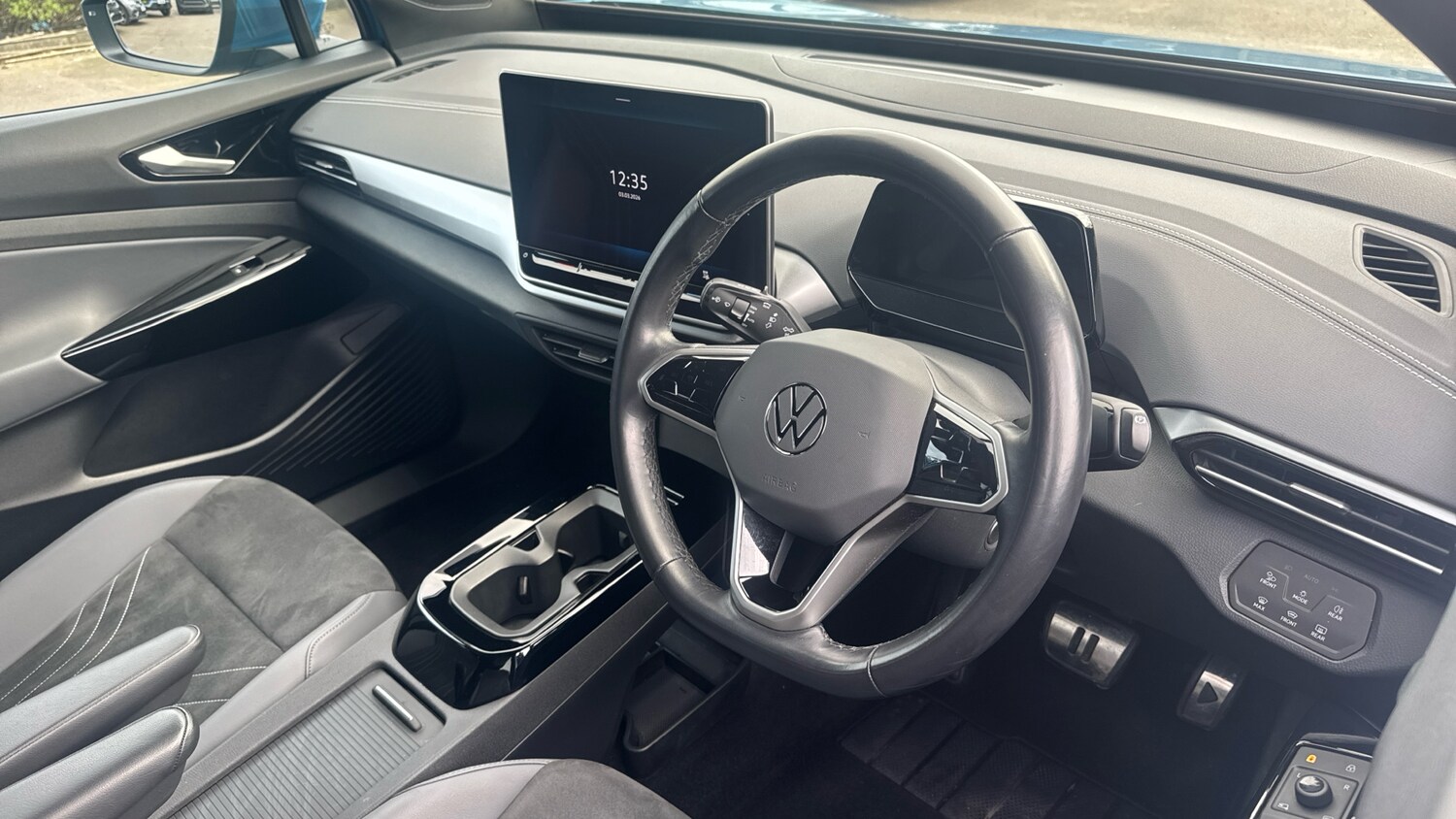 Used Volkswagen ID.4 2024 for sale - 77745381: Photo 11