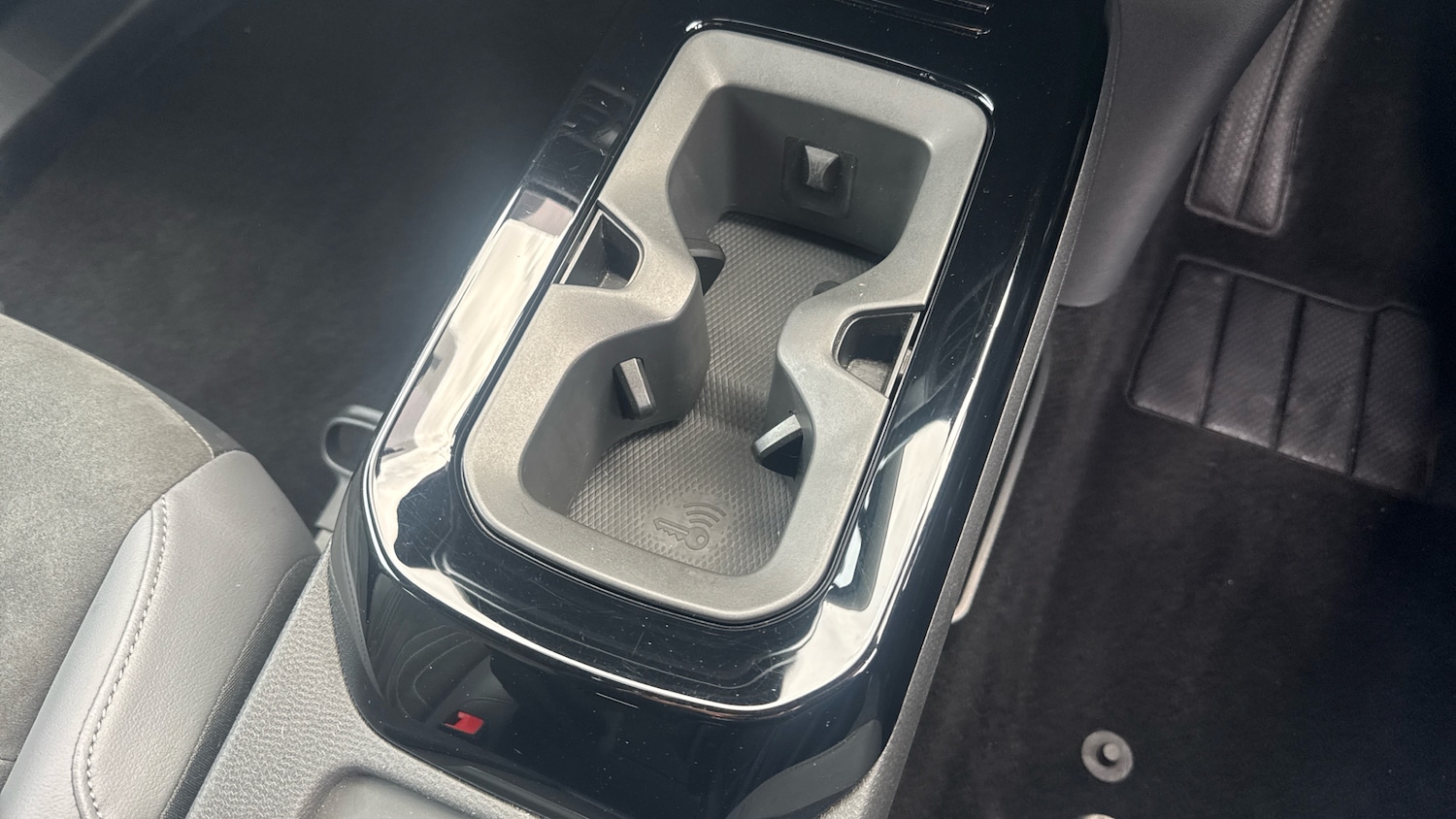 Used Volkswagen ID.4 2024 for sale - 77745381: Photo 32