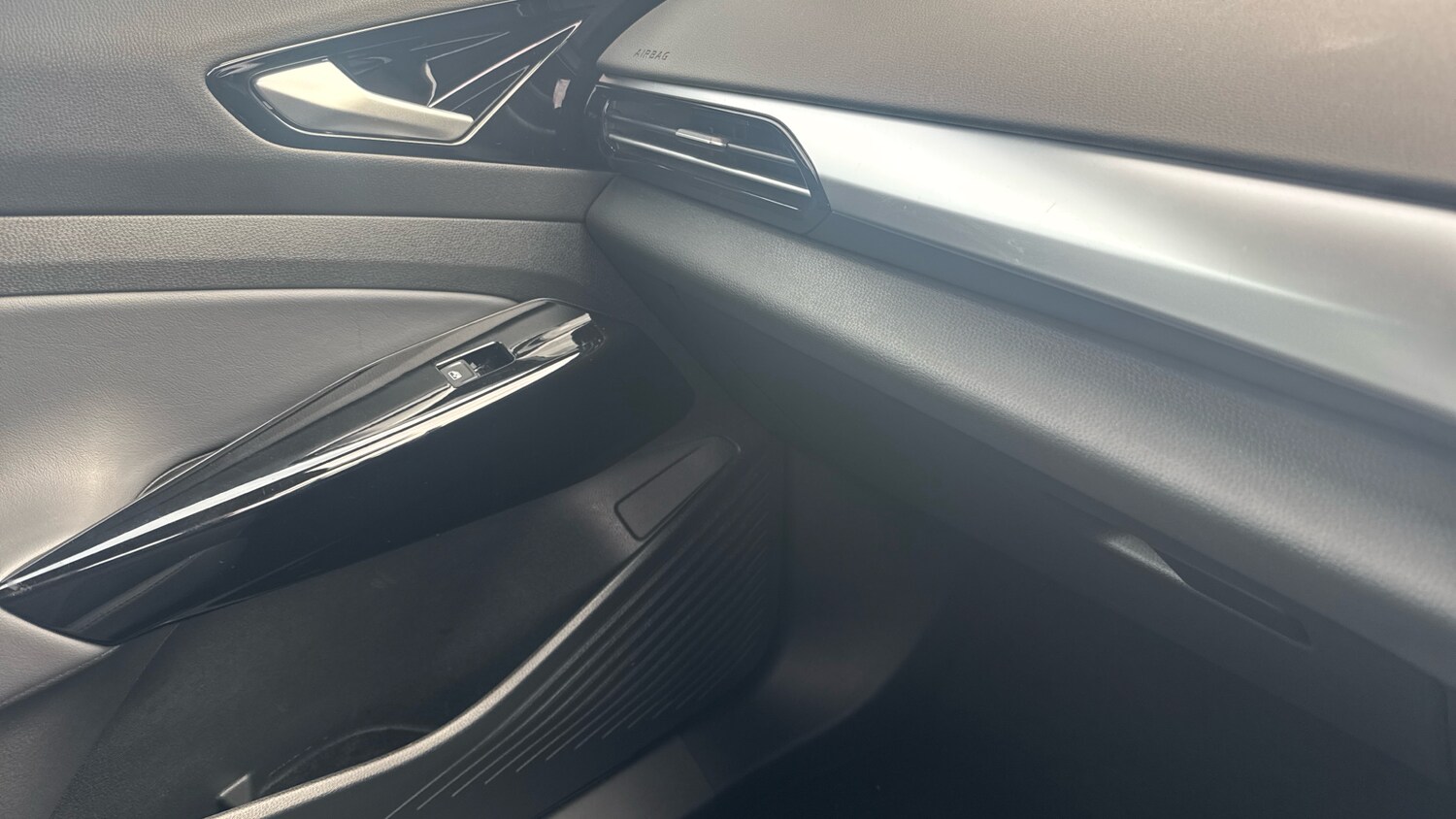 Used Volkswagen ID.4 2024 for sale - 77745381: Photo 33