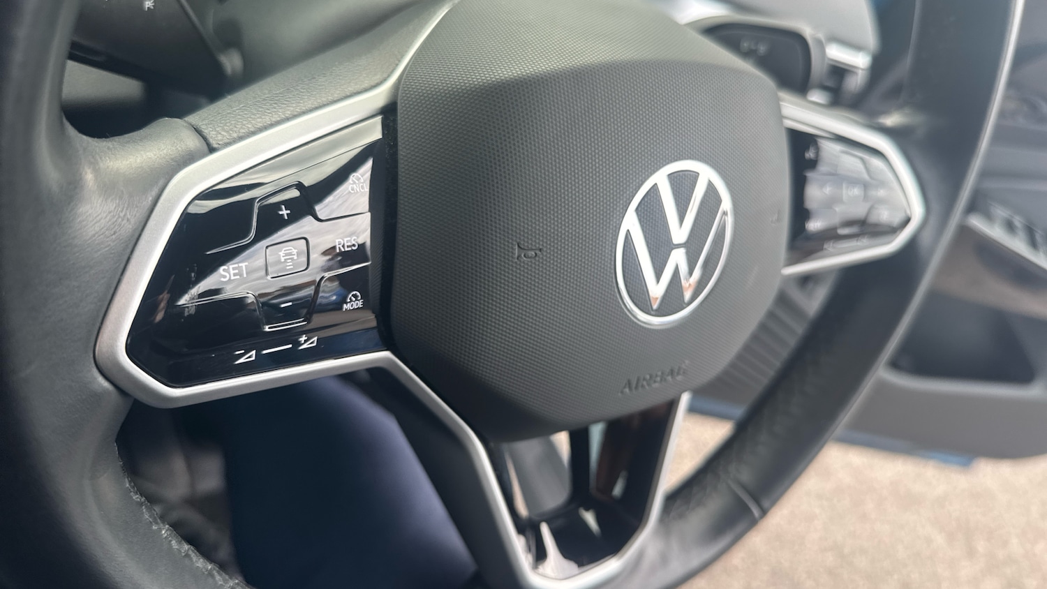 Used Volkswagen ID.4 2024 for sale - 77745381: Photo 39