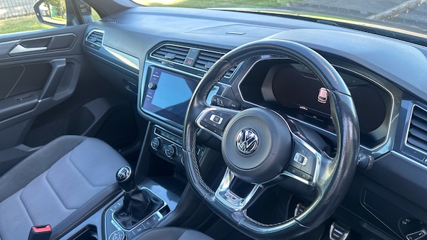 Used Volkswagen Tiguan 2018 for sale - 76030278: Photo 11
