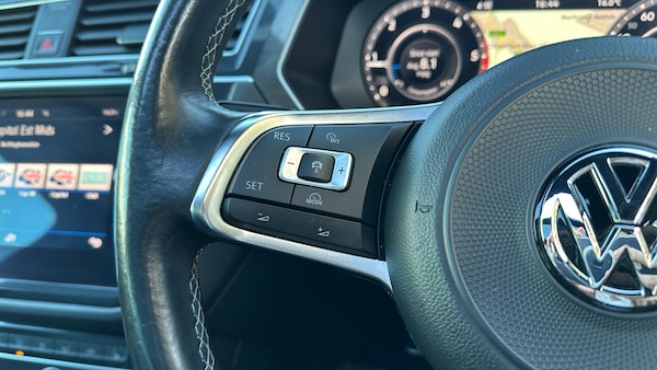 Used Volkswagen Tiguan 2018 for sale - 76030278: Photo 32