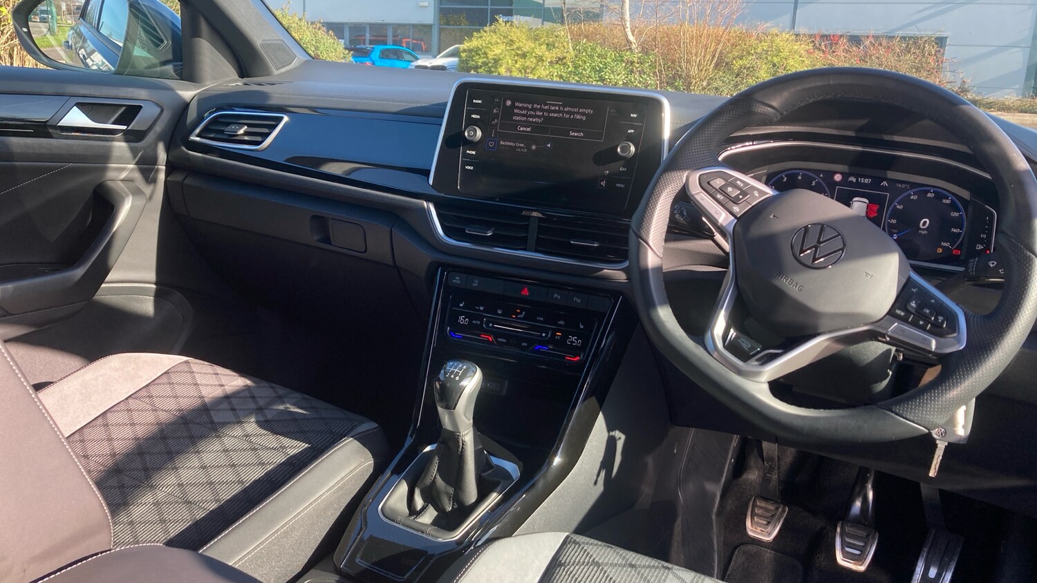 Used Volkswagen T-Roc 2025 for sale - 78011474: Photo 11